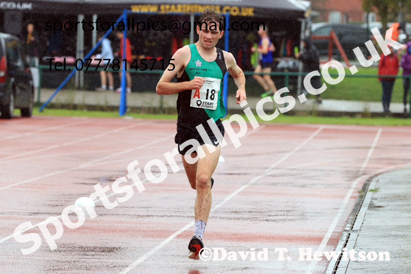 Senior Mens 6 Stage 2025 Northern Athletics Autumn Road Relays, Leigh, Lancashire. Photo: David T. Hewitson/Sports for All Pics